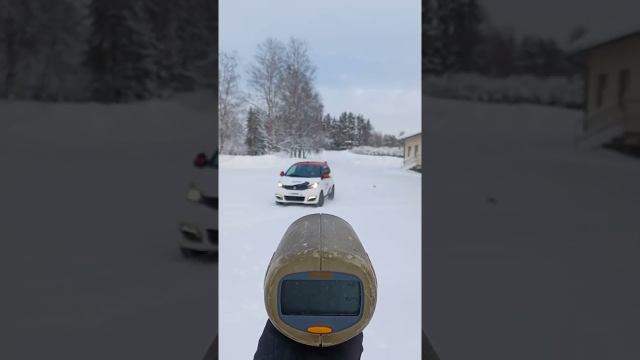 V&auml;ist&ouml; mopoautolla