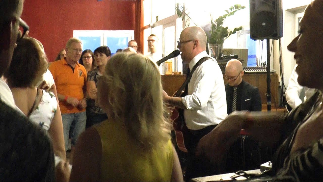 Sami Saari ja Jazzpojat LIVE Merry Monkissa 2019 - Naispaholainen