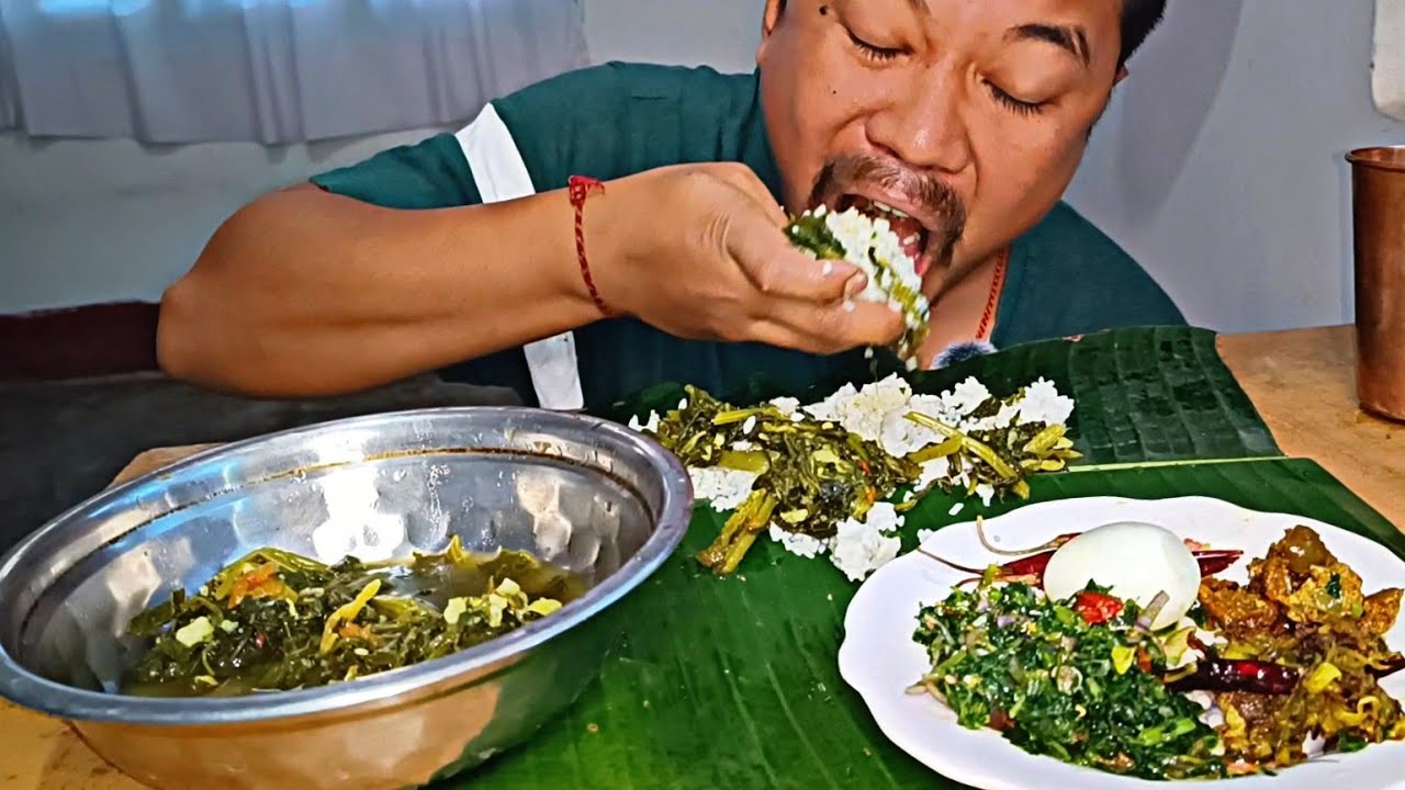 EATING SHOW , BOIL green leaf , Egg , rice 🍚 , asar #asmr #mukbang #eating #viral #viralmukbang 