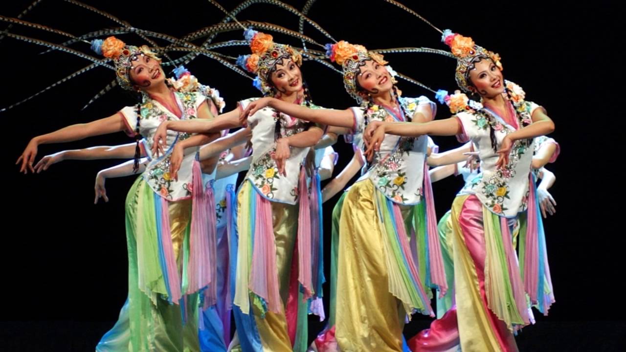 DANCERS