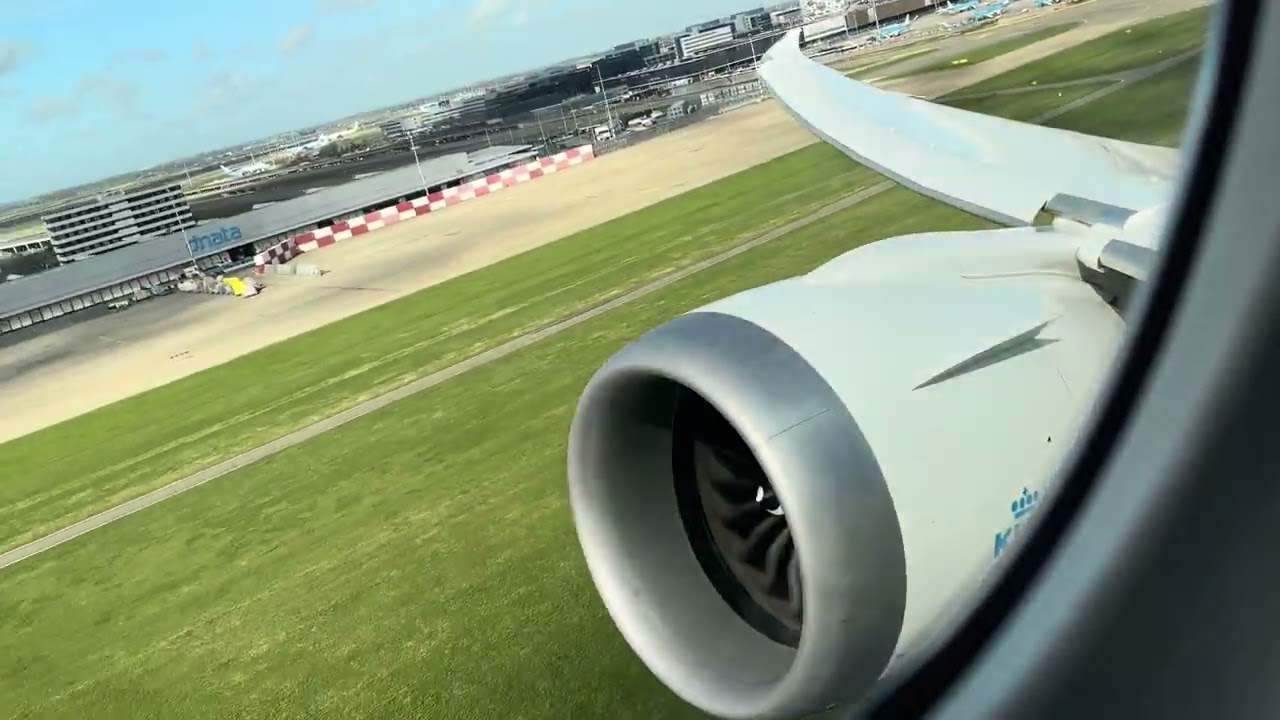 KLM 787-10 Dreamliner Beautiful Engine Whine Takeoff from Amsterdam