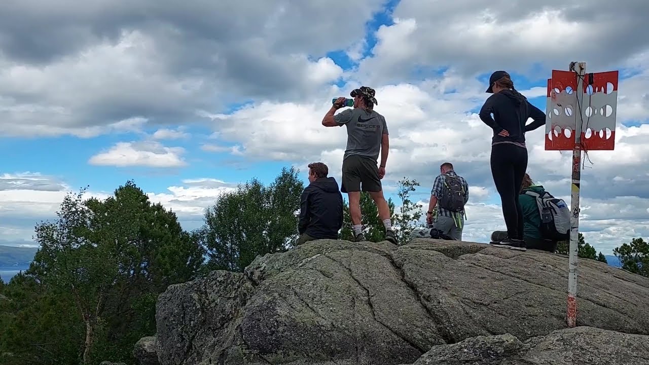 THE GOOOOAT!!! HIKING GOAT MOUNTAIN with fam---Trondheim, Norway