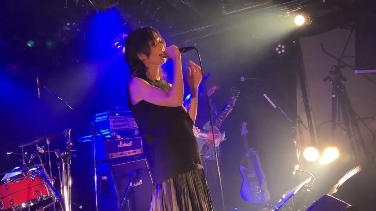 青白い月 / 2022.12.16 三上ちさこ Re: Born 20+2 Anniversary Live 2nd -Final- @下北沢CLUB Que