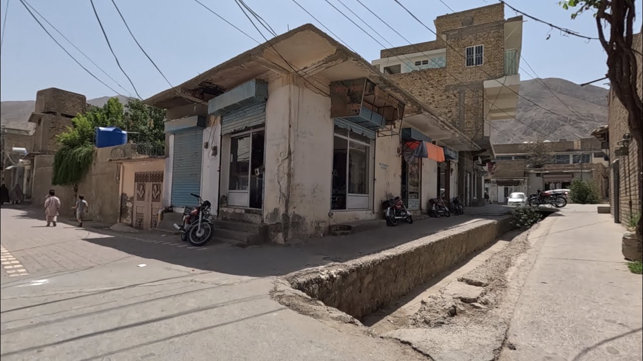 Uncharted Mariabad | Exploring Hidden Streets on Two Wheels