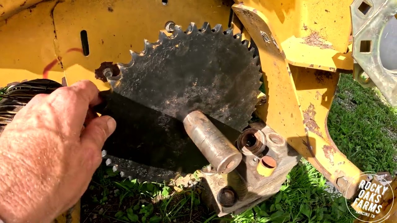 Vermeer 5410 Rebel (repair & restore) replacing chains, sprockets, and bearings Part 2