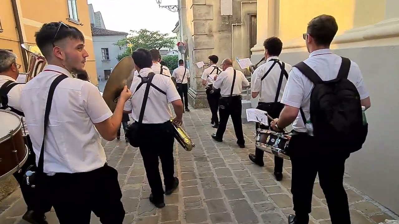 "Regione Abruzzo" marcia eseguita dal Complesso Bandistico Città Santa Maria del Cedro(Cs); 14/06/25