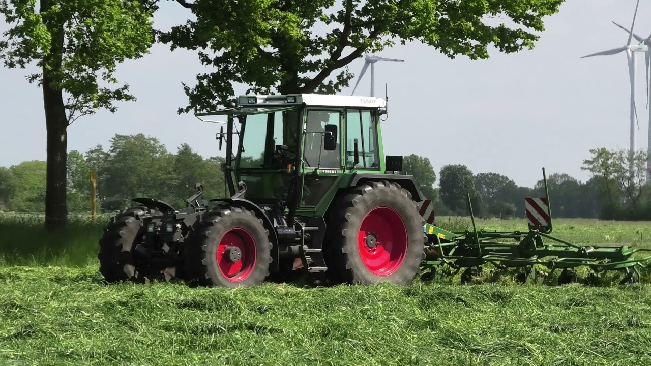 GRAS SCHUDDEN FENDT F 395 GT MET KRONE SCHUDDER