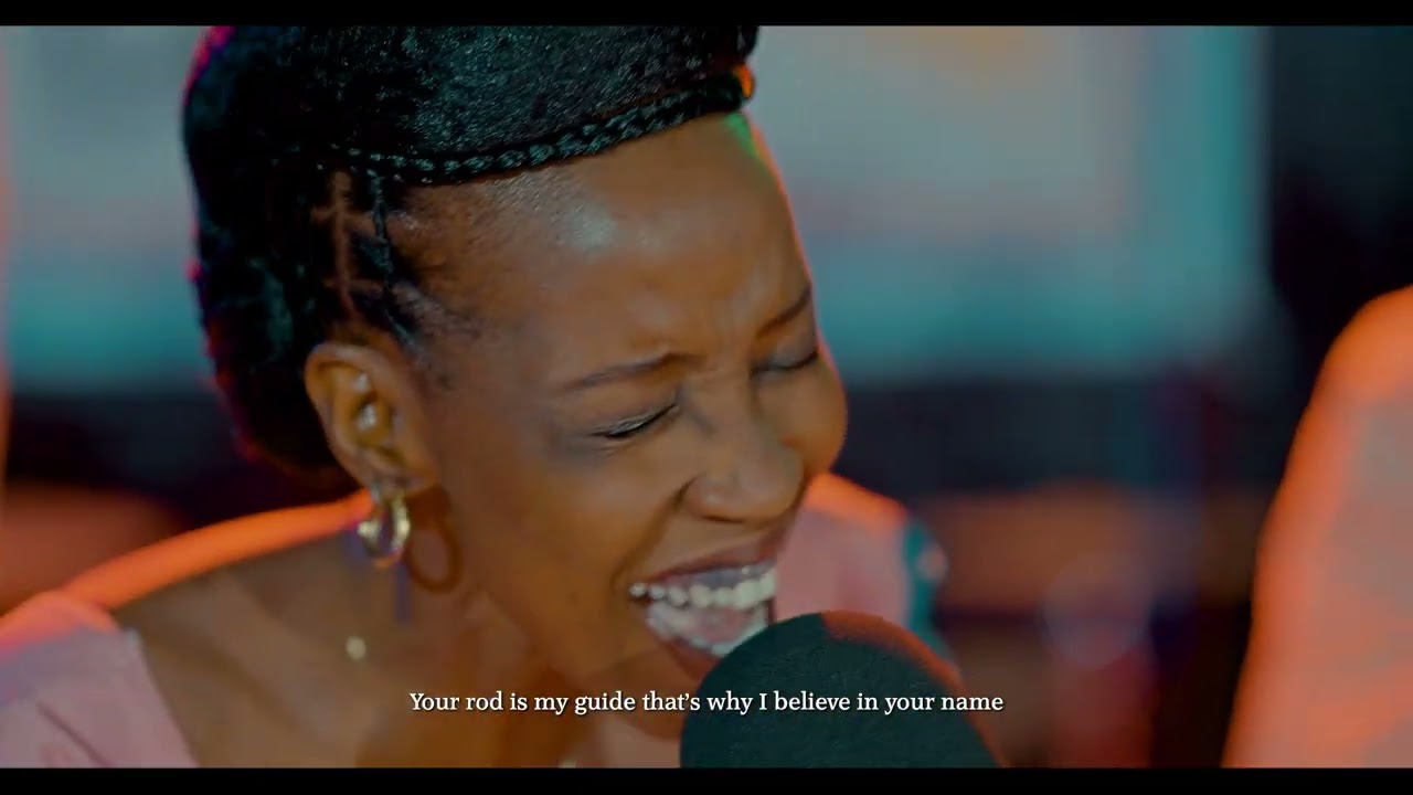 Ndizera(vidéo officielle) Turimurugendo Choir karurama 