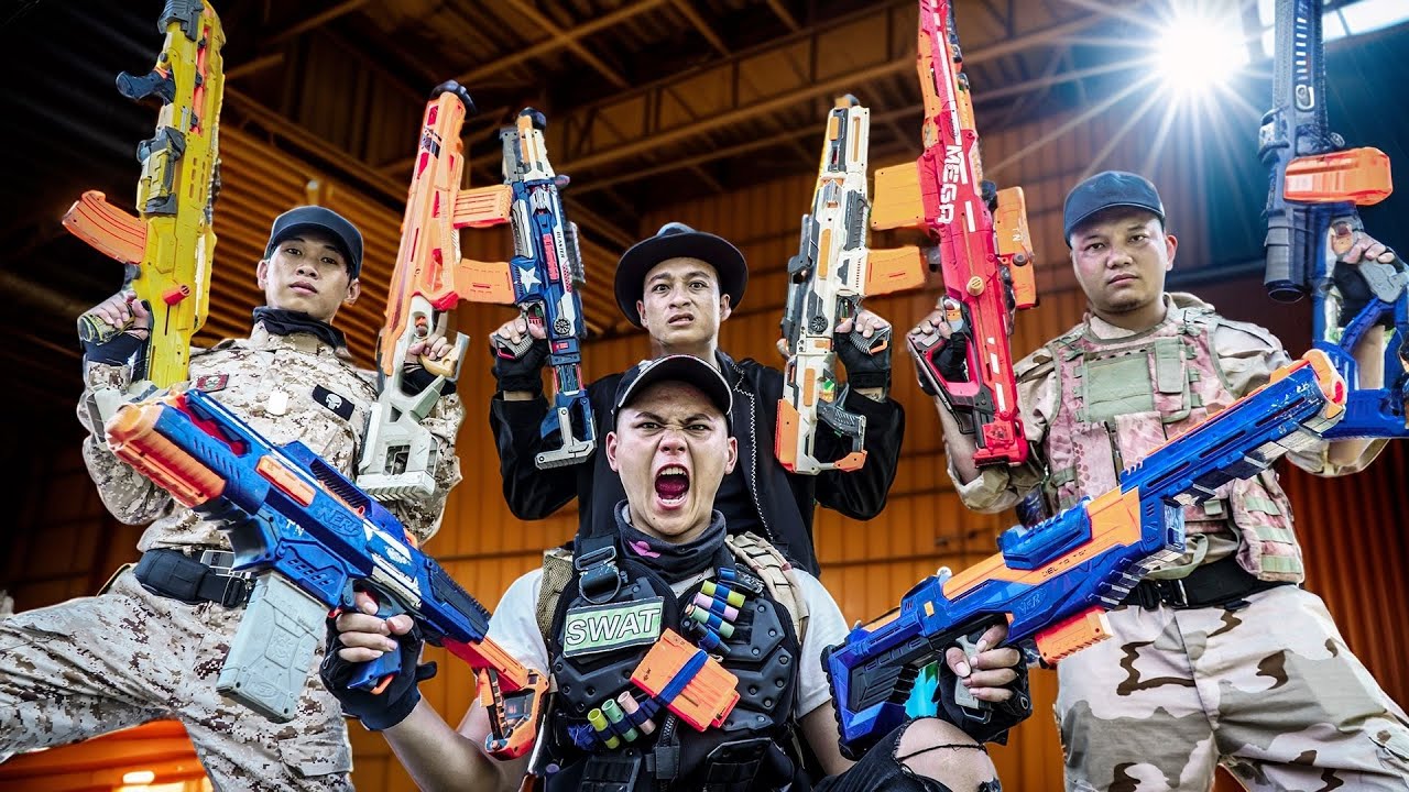 LTT Game Nerf War: The Villains Have Escaped Can The SEAL X Nerf Guns Heroes Catch Them?