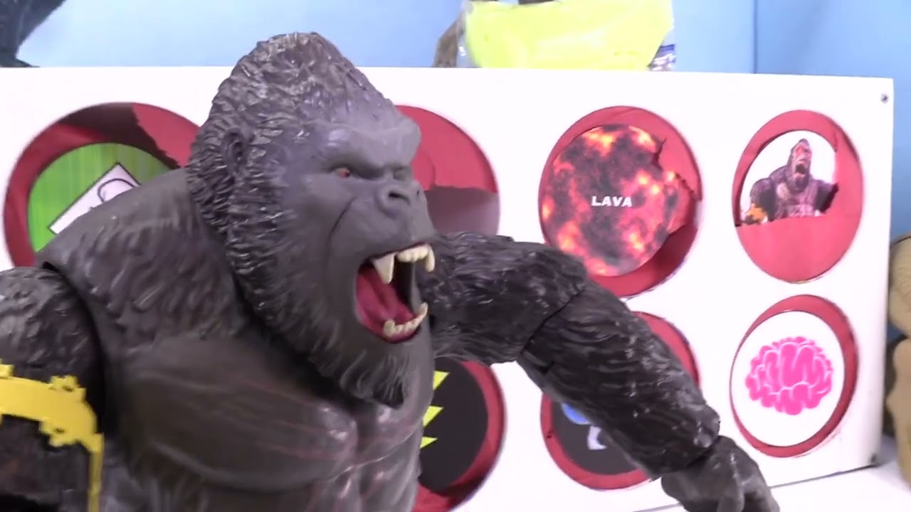 GODZILLA v DISTORTUS REX v KING KONG Spinning Wheel Slime Game Battle