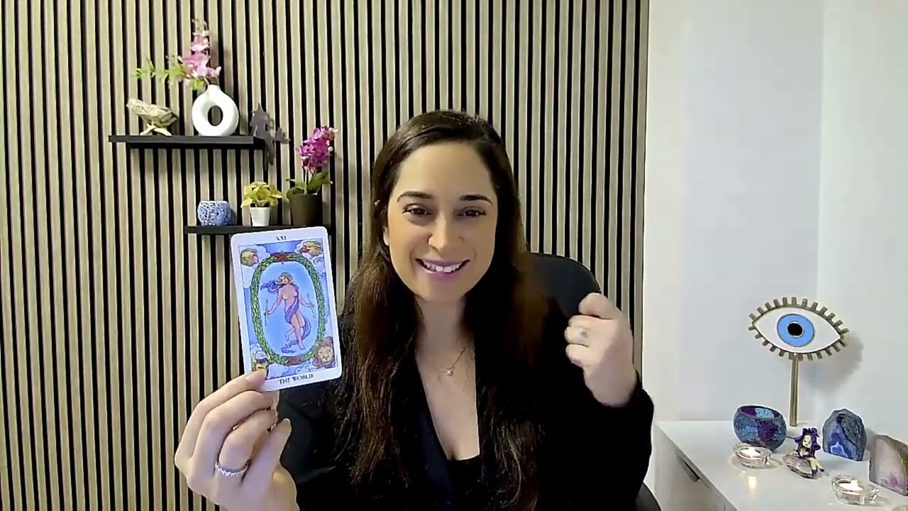 מה מצפה לך החודש - בחרי קלף וקבלי מסר מקלפי הטארוט