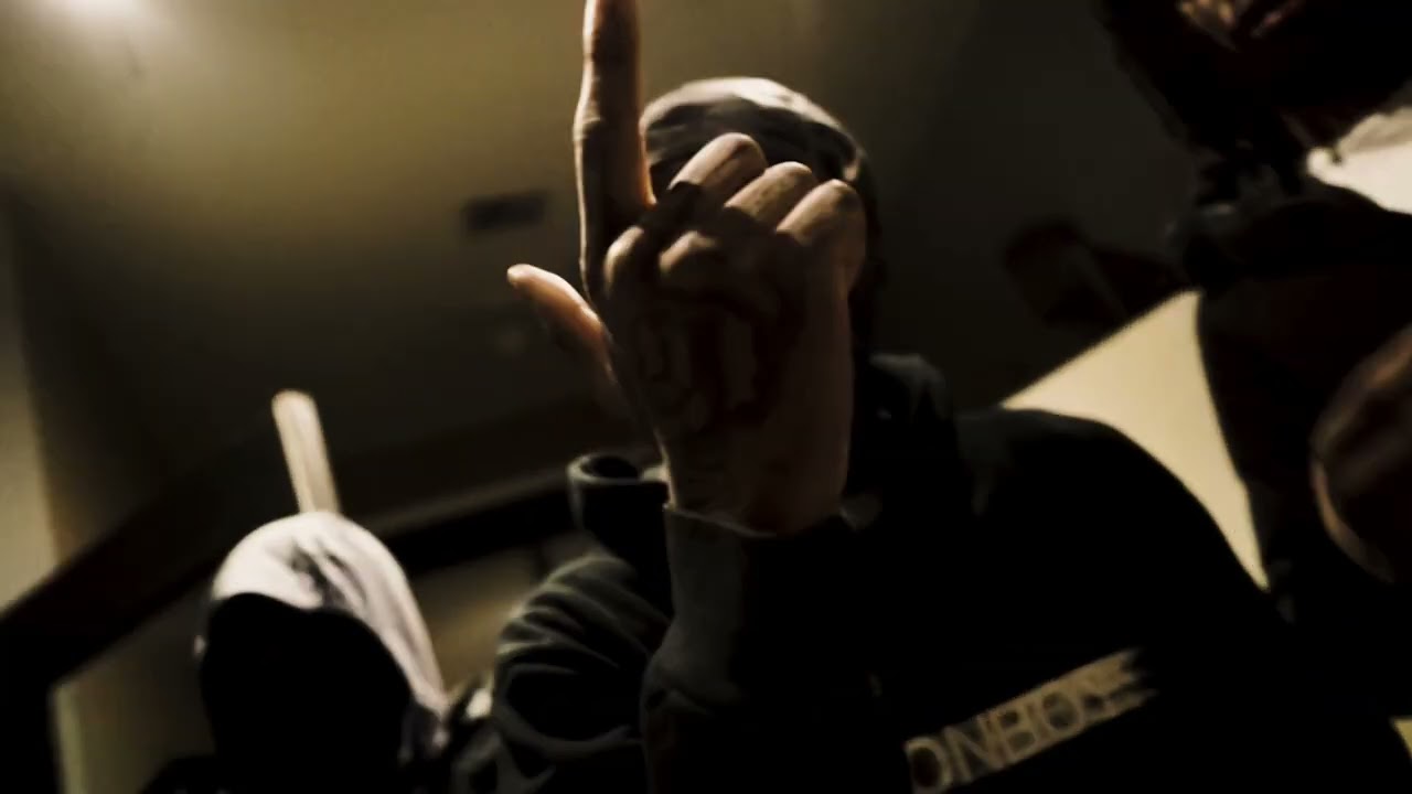 Rief2x, SubiPablo, Skullyf4our - Jump Out (Official Music Video)