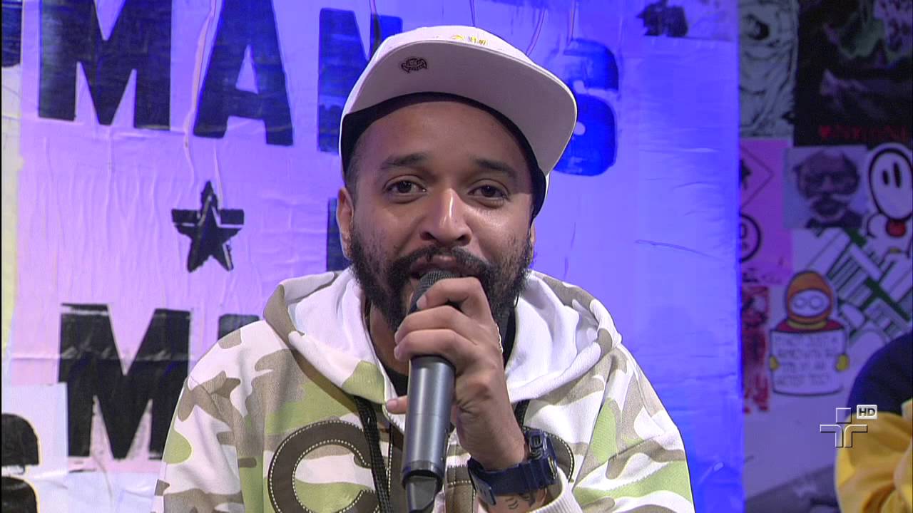 Atitude Feminina no Manos e Minas!