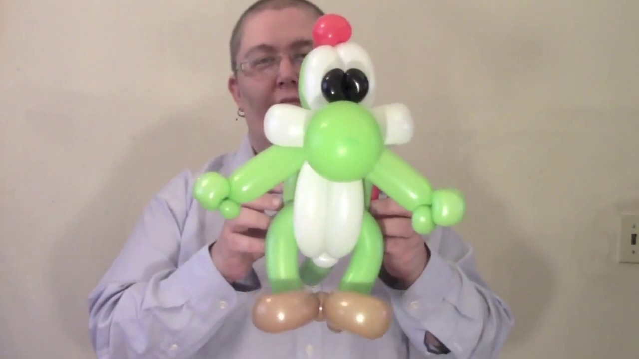 Yoshi Balloon Animal | ChiTwist Chicago Balloon Twisting