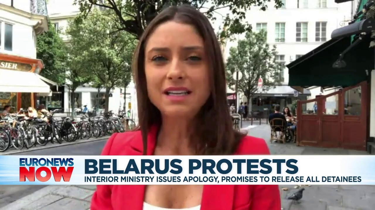 Belarus protests: thousands of workers march on government building in Minsk
