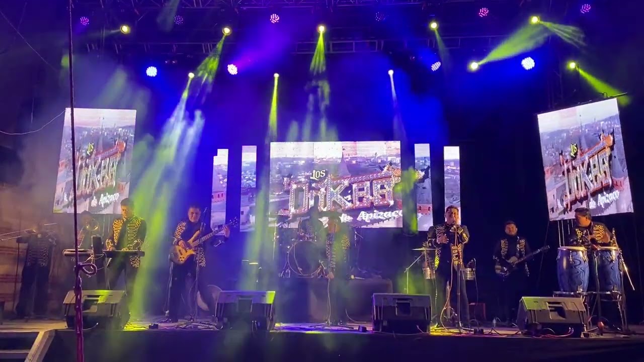 Ayer Te Vi Llorando y Dile Que Tu Estas Enamorada (En Vivo) - Los Dukes De Apizaco