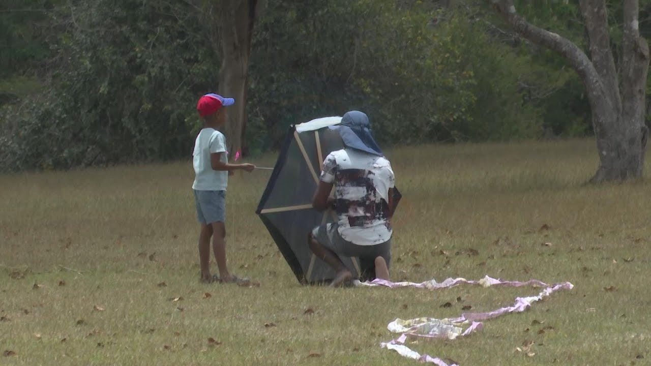 Barbadians uphold kite flying tradition