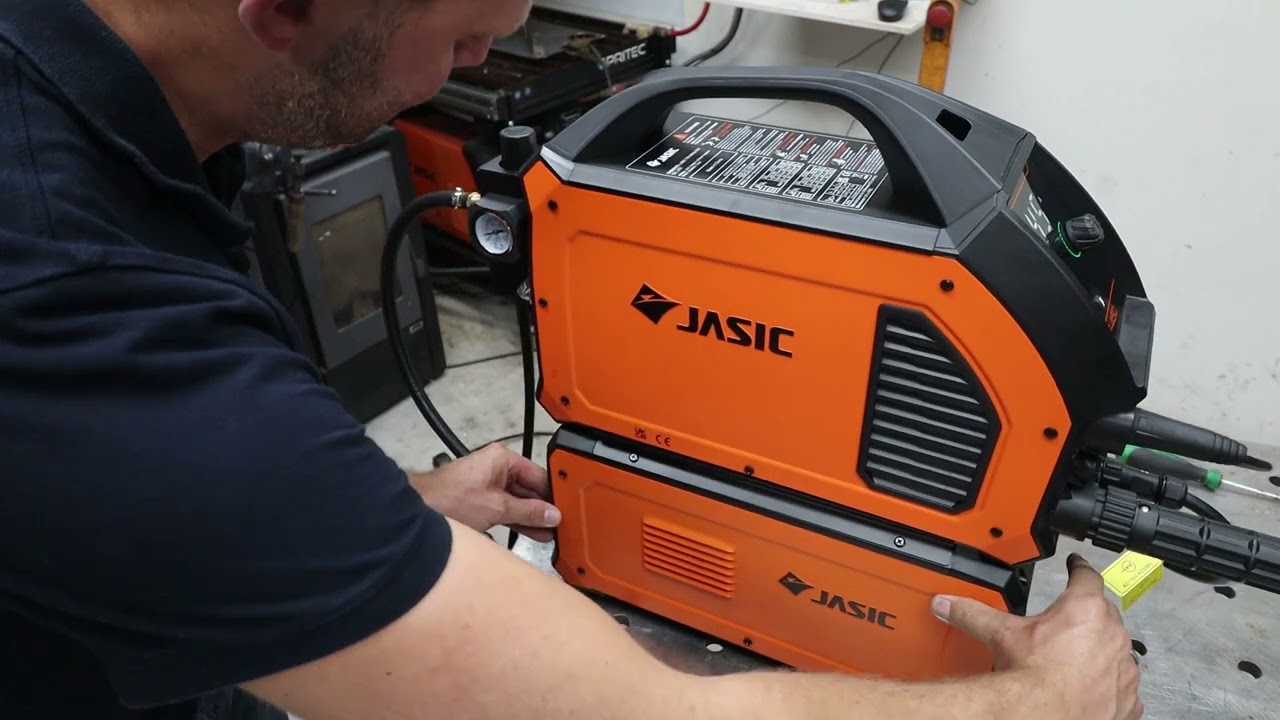 Kippers Rijssen Toolvlog - Jasic Evo Cut 45 PFC Plasmasnijder met Compressor
