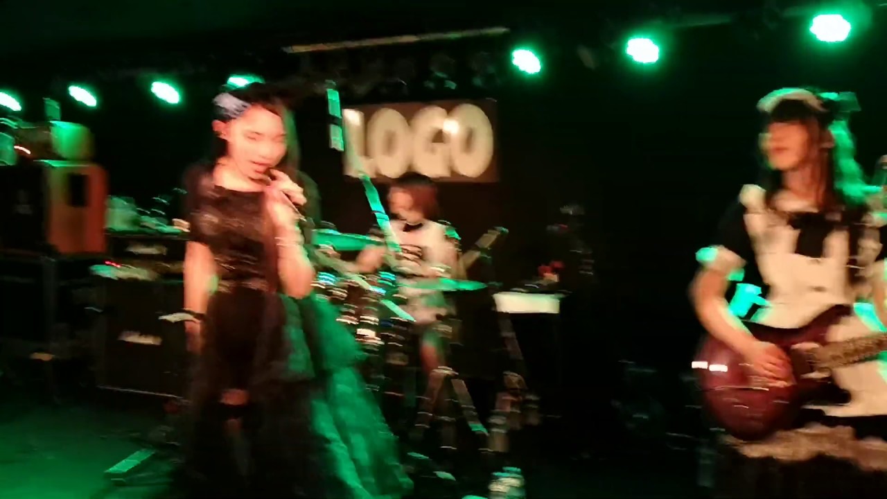 Hamburg 2019-06-26 20.18.46 BAND-MAID hide-and-seek