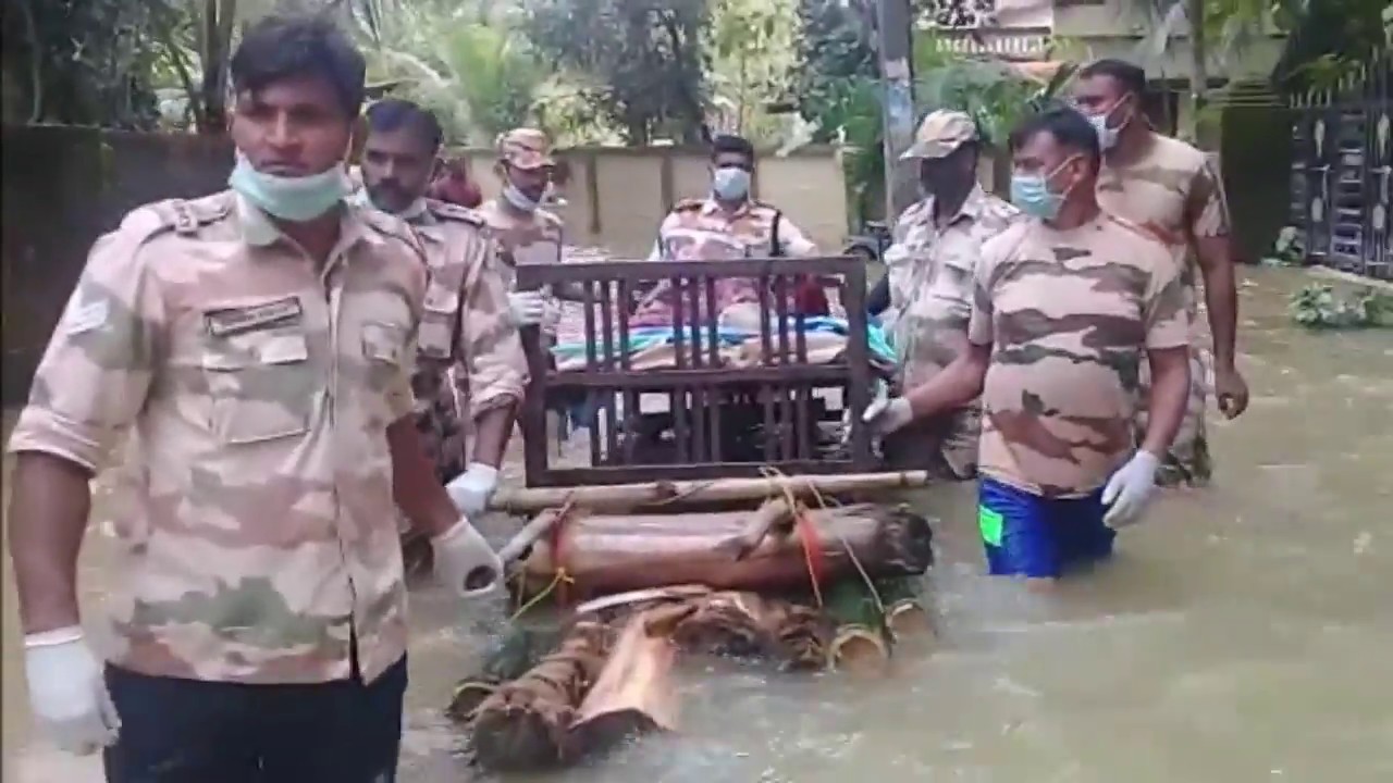 Rescue and relief operations by #ITBP in #KeralaFloods2018