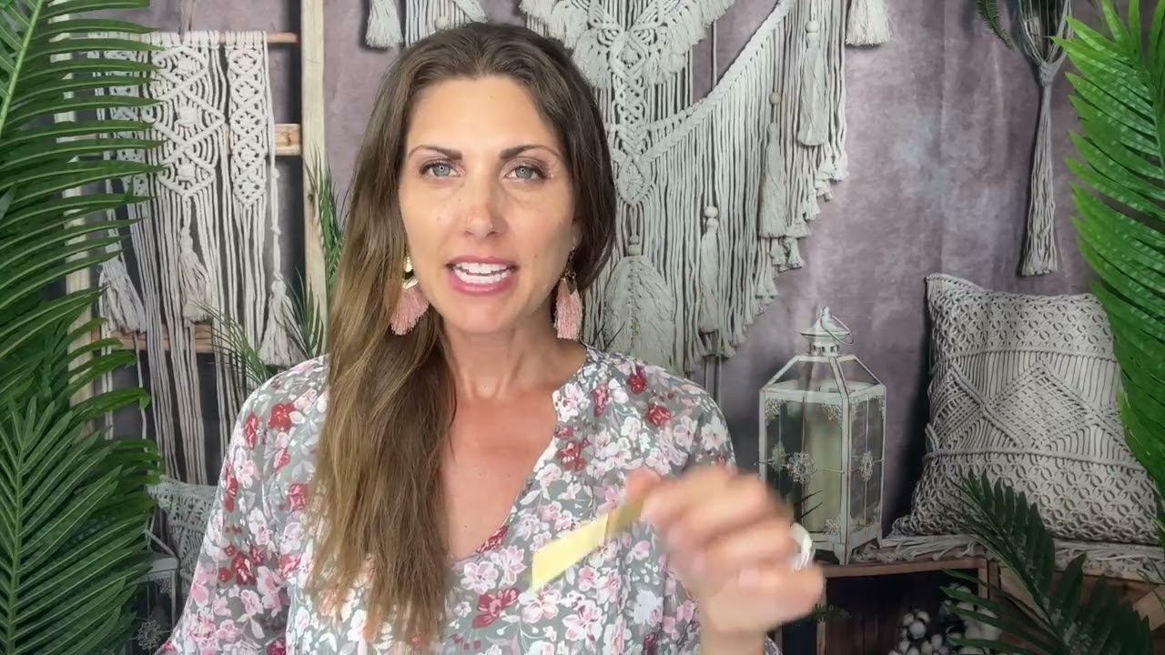 How to use GrandeBROW Enhancing Serum for fuller eyebrows