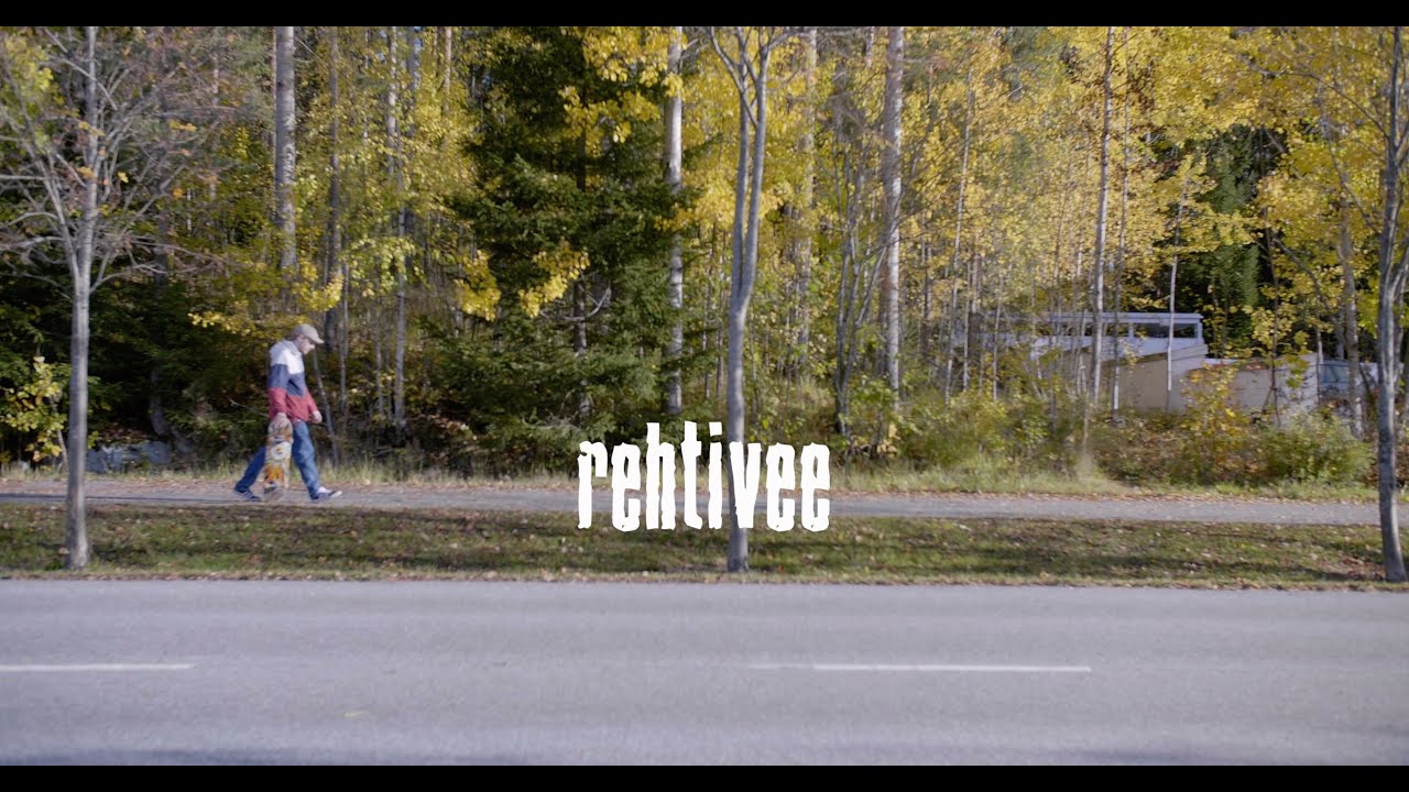 Rehtivee - N&auml;yt&auml;n ovee feat. DJ Jones Fester