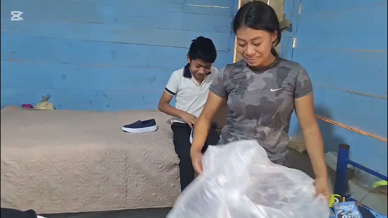 ✡️Nuevamente Evelyn recibe una gran ayuda y sus hermanitos 😇 😇 😇 