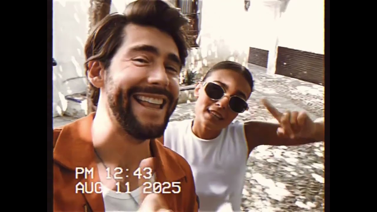 Alvaro Soler & Marta Santos - Lo Que Pasó, Pasó (Official Video)