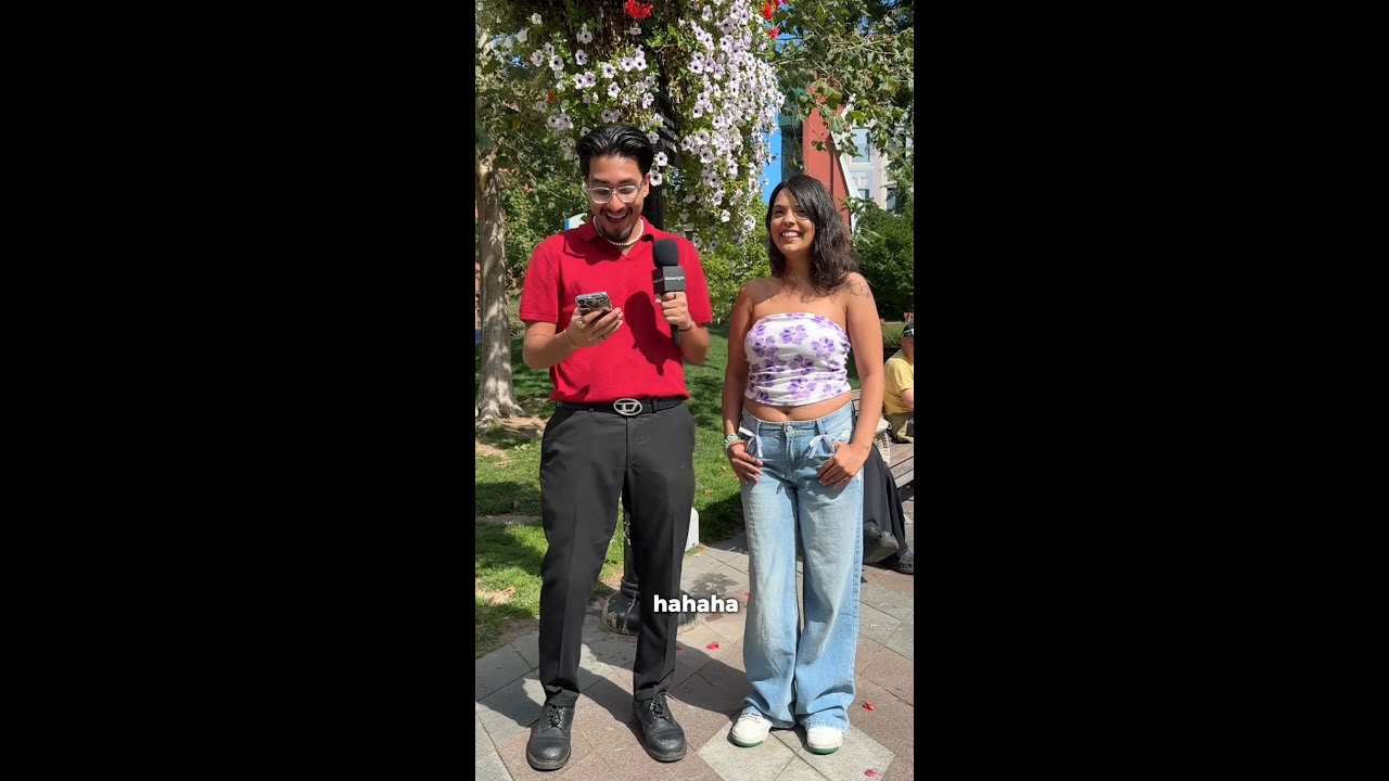 GREEN FLAG ALERT... according to her! | datenightgame