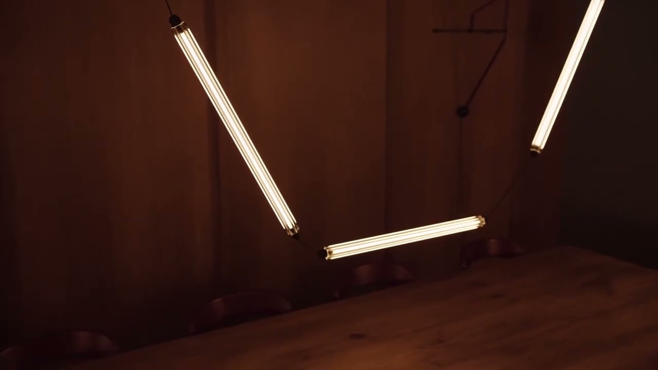 Lumina - candeeiros lineares LED suspensos em vidro | www.normo.pt #candeeiro #decoração