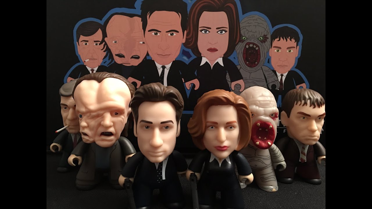 The X-Files:The Truth Is Out There Collection Titans Vinyl Full Case Unboxing
