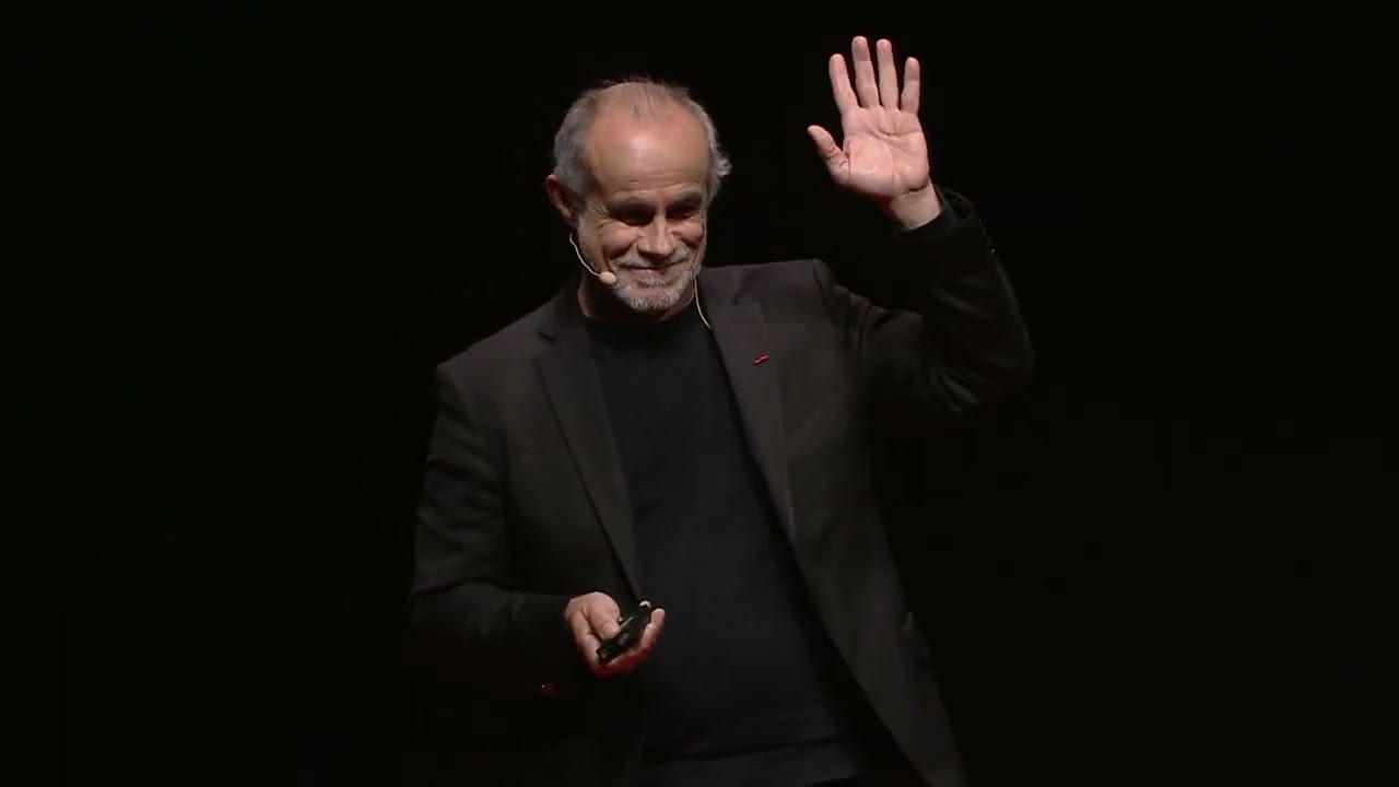 La proximité heureuse | Carlos MORENO | TEDxRoubaix
