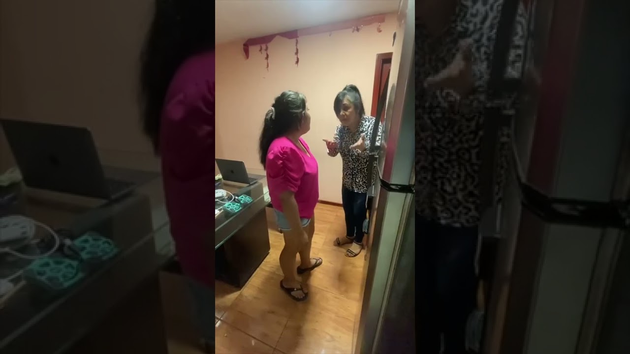 Abuela mezquina las cosas a su nieta