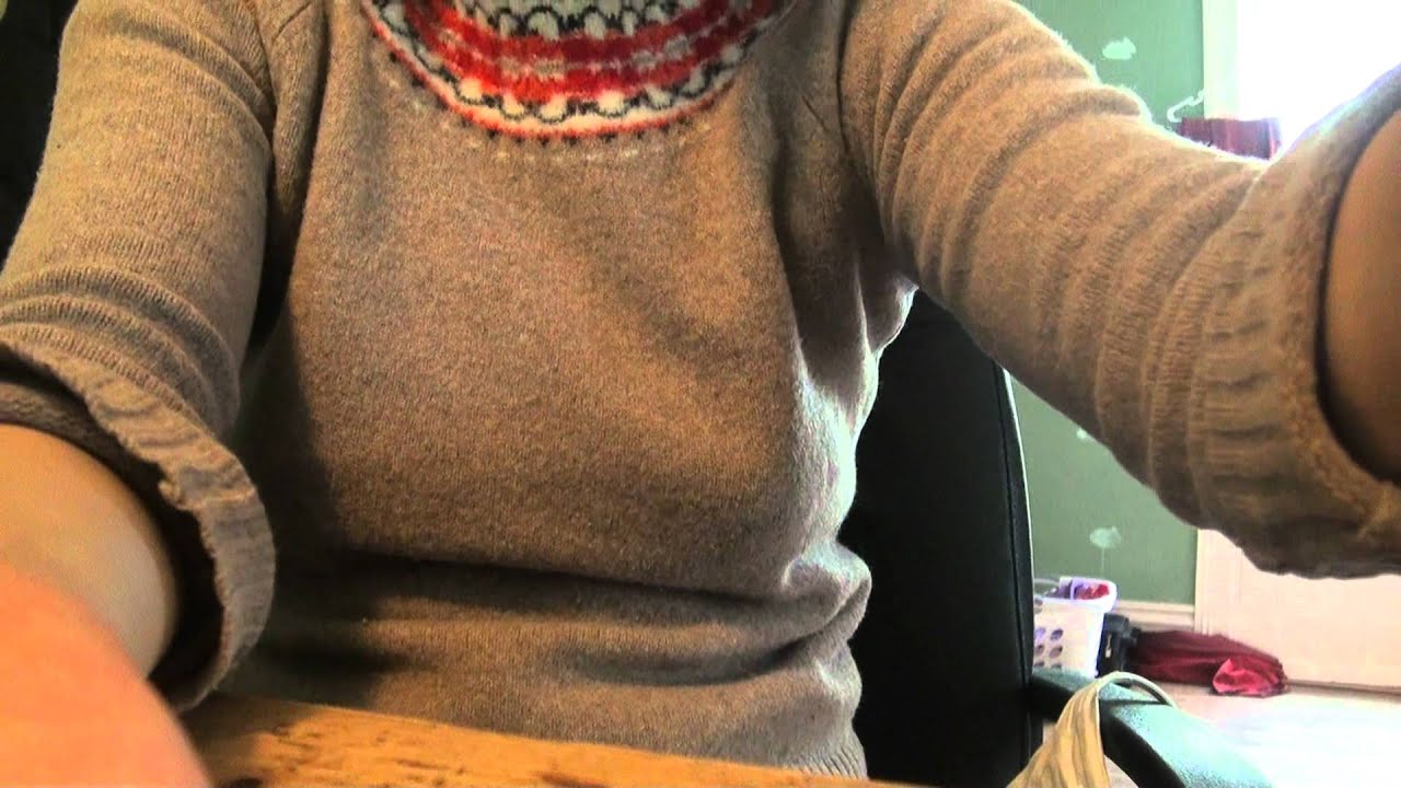 massage role-play / asmr scratching camera and whispering