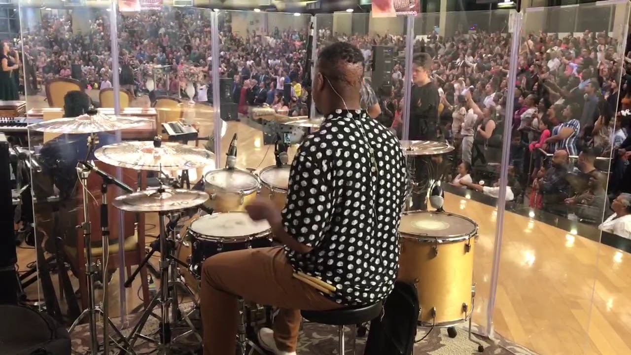 Denis Cruz  Sobrevivi Sara Farias Ad Brás  (drum cover)