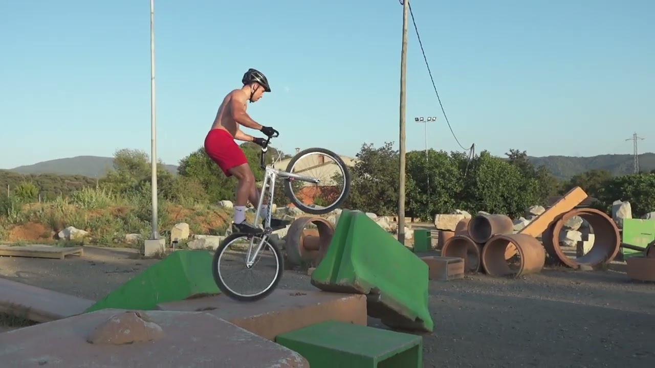 Trial Evolution Trials Park with Sergei Llongueras