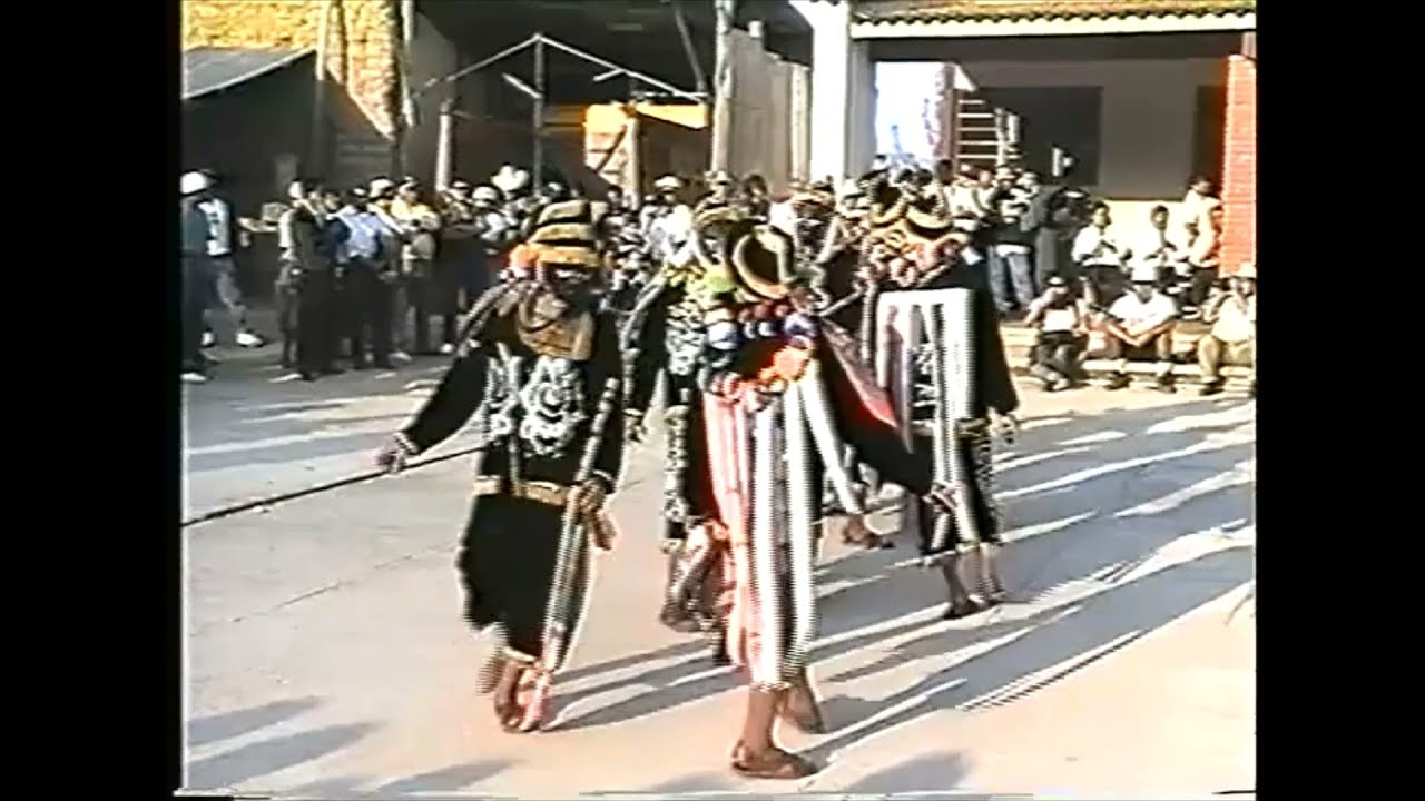 Febrero 1995  Danza de Los Negritos en San Baltazar Yatzachi El Bajo
