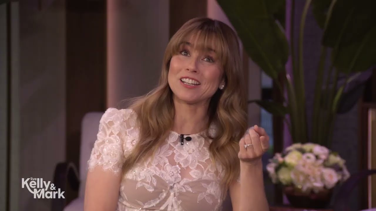 Linda Cardellini Got Recognized as Another Famous Linda