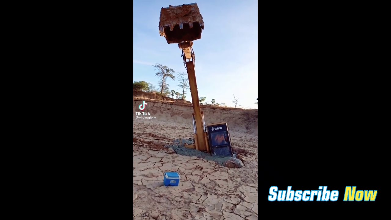 CAT body is submerged in deep mud. Please subscribe to get the latest videos!