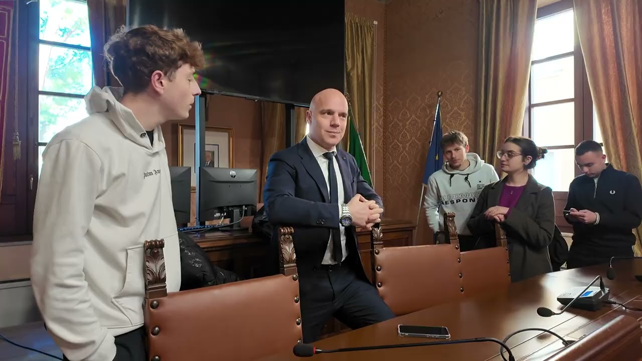Convitto Delfico: studenti ricevuti dal presidente D'Angelo dopo le contestazioni di questa mattina.