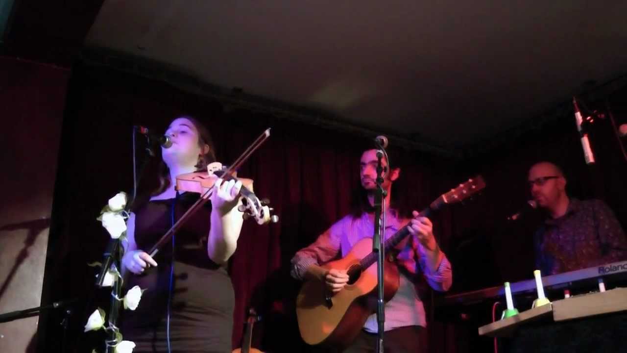 Jackie Oates - The Sweet Nightingale (Live)