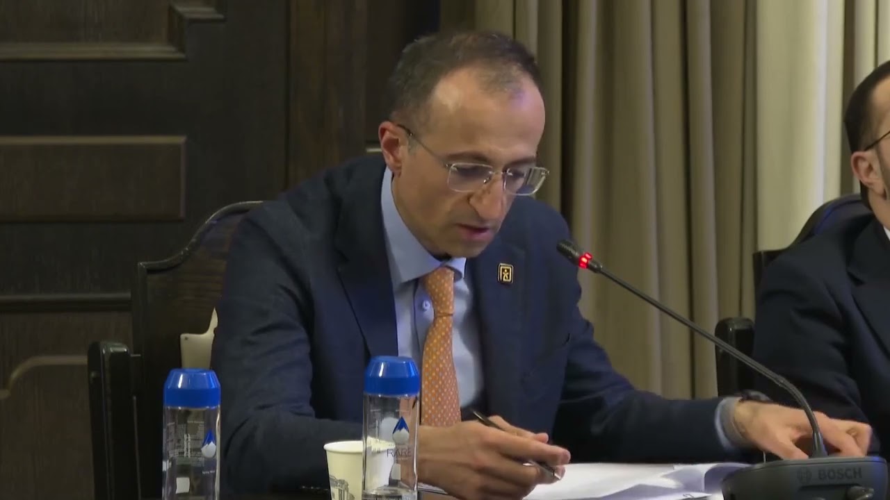 Հստակեցվում են կենսաթոշակների և նպաստների անկանխիկ եղանակով վճարման ընթացակարգերը