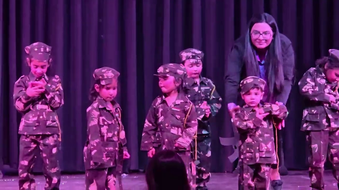 1st time performace on stage of my kido , proud moment ❤️ 👏 