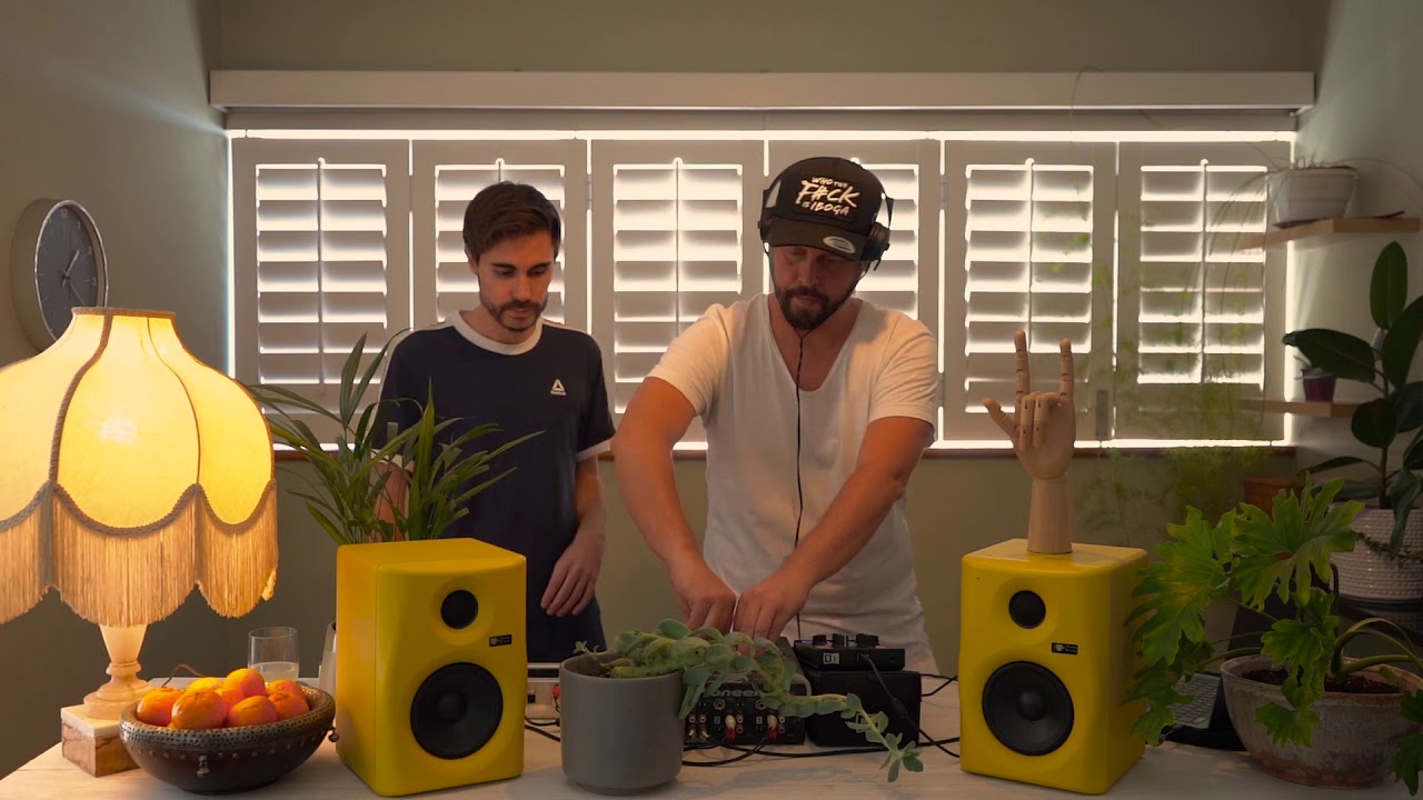 Geometric Flux B2B Itone - Into the Wild | Digital Connection Stream 2020