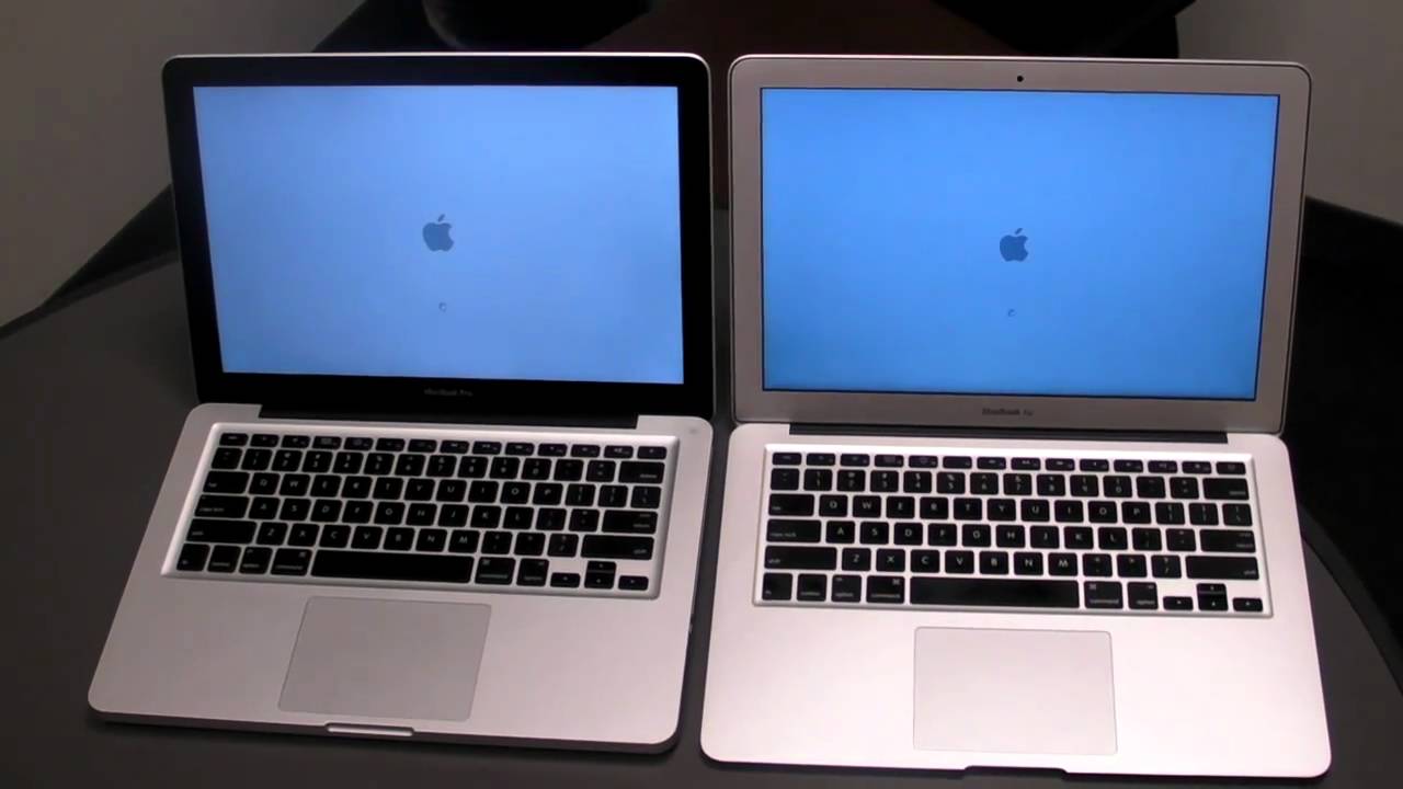 MacBook Air vs MacBook Pro Bootup Speed Battle