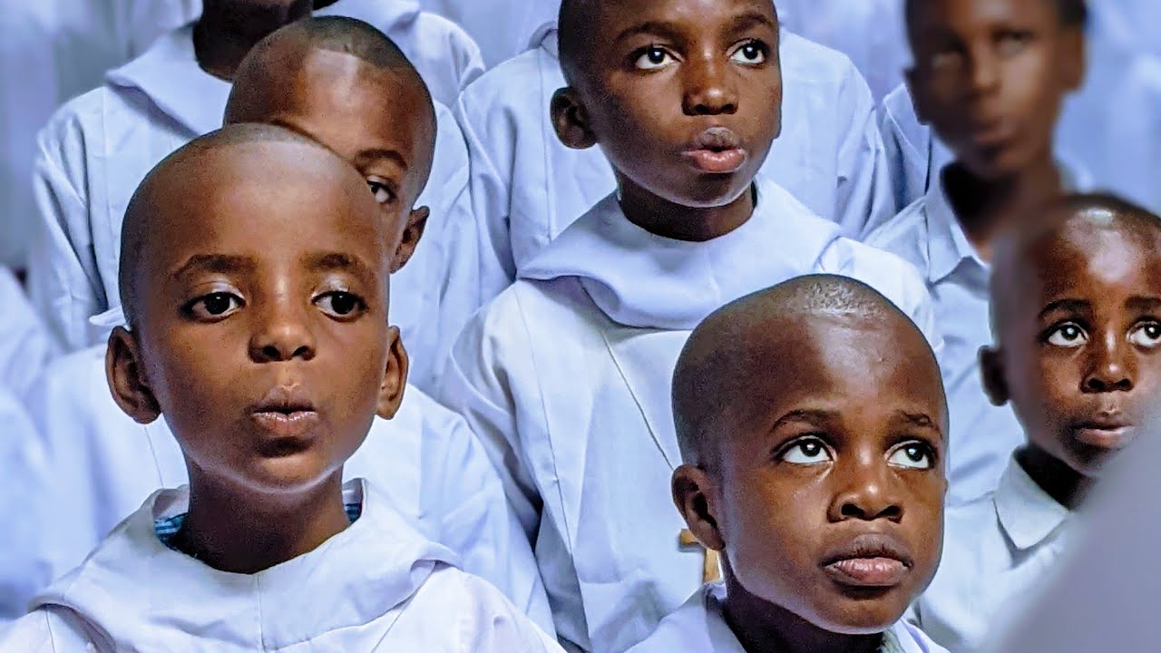 chants catholique : santo santo santo