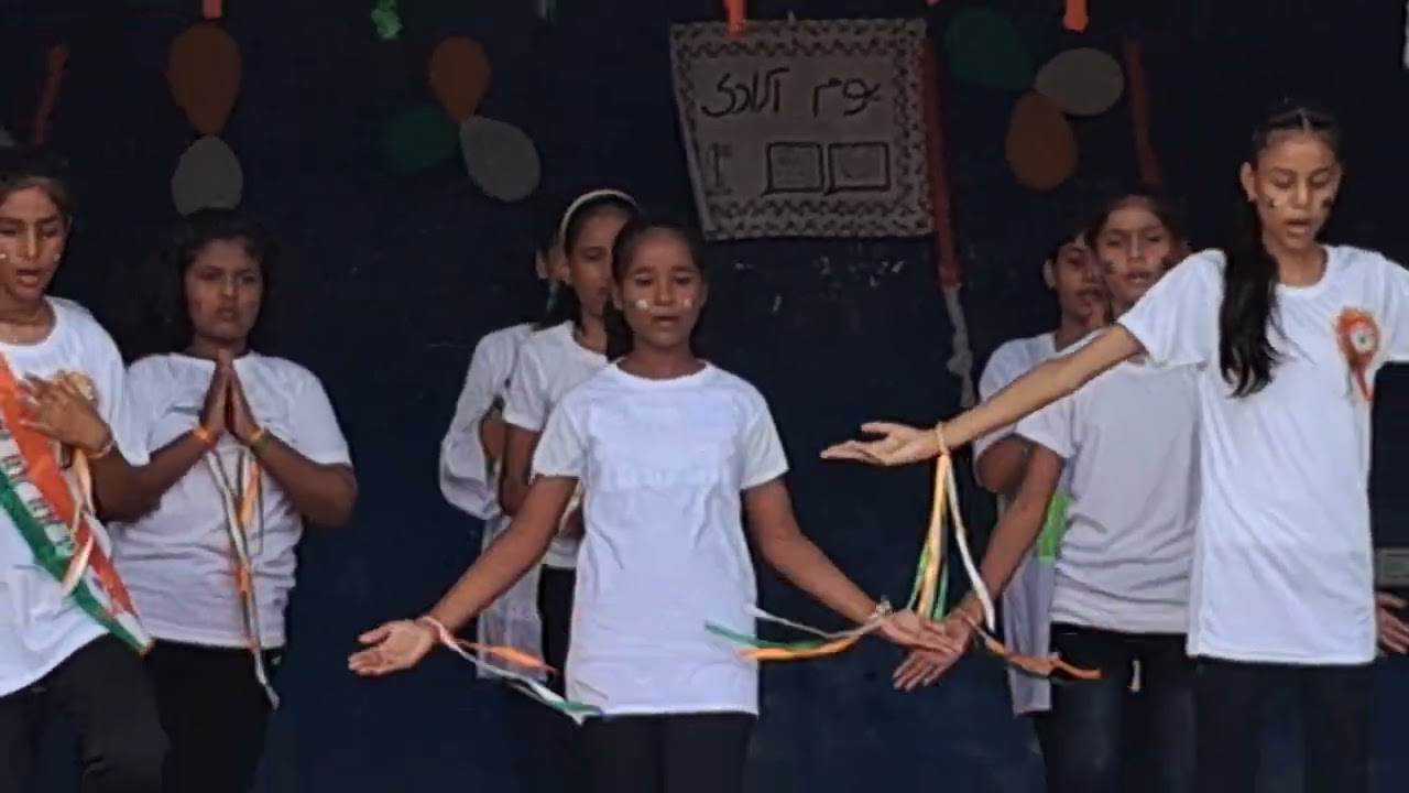 15 August Kids Dance at Parmanand Public School Surwal