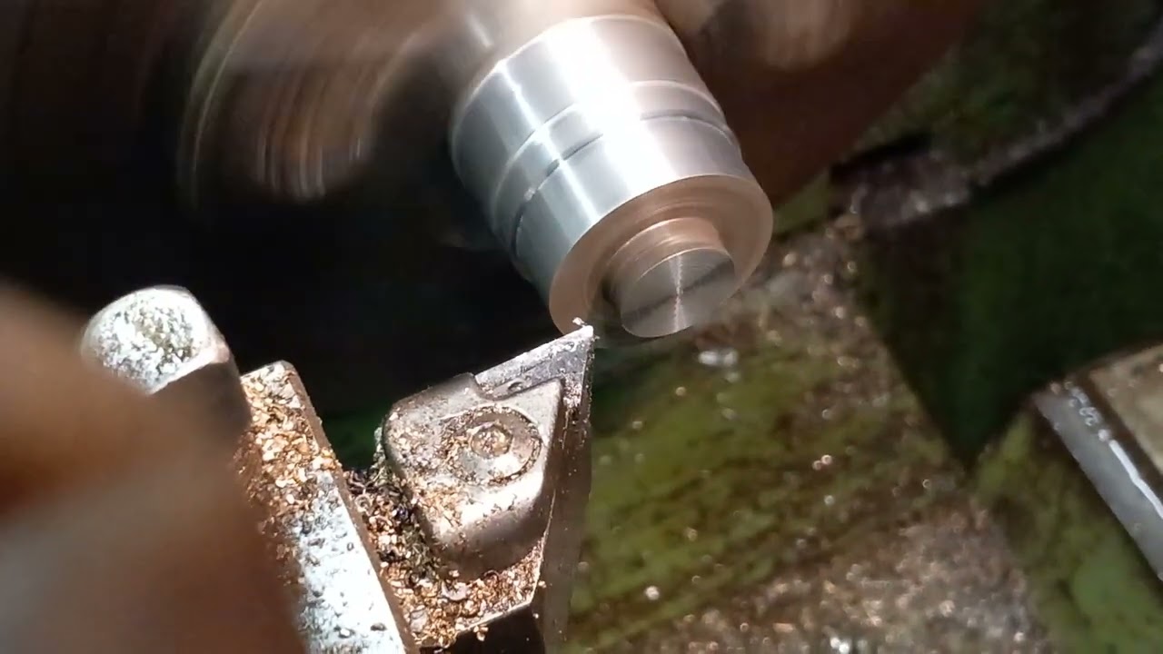 sorvin terän keskittäminen helpolla tavalla.centering the lathe blade in an easy way