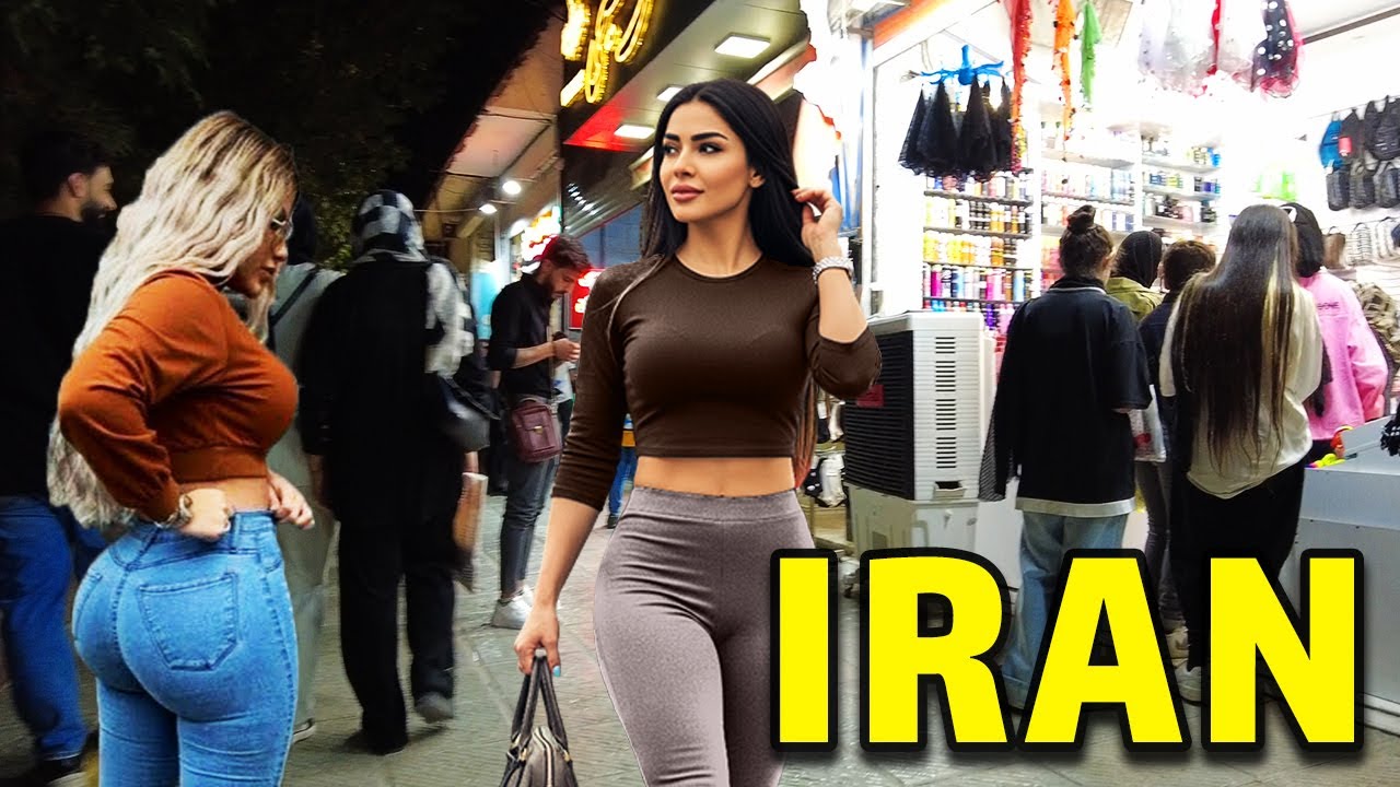 NightLife of IRANIAN Girls and Boys 🇮🇷 IRAN 2025 Night Walk ایران