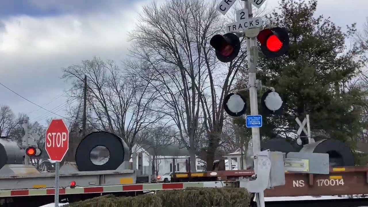 Buechel trains 375 Tran